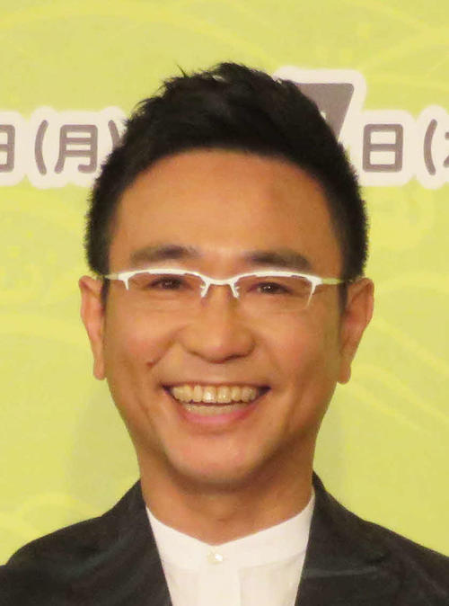 八嶋智人、松下奈緒と身長10センチ差「釣り合いが…」　ステージ使って埋める