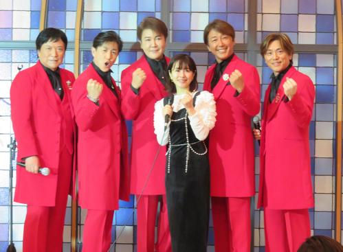 「純烈のバッタモンではありません！」新☆ハッピー＆ブルーが新曲「赤坂ものがたり」発表ライブ
