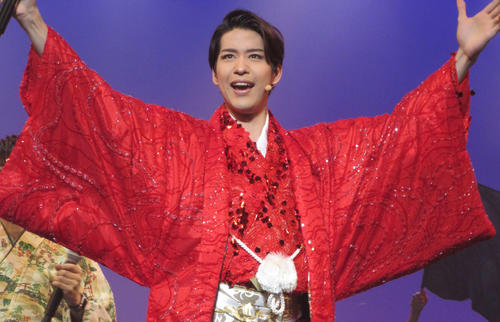 日舞パフォーマー花園直道20周年記念公演は満員大成功　夢は和をテーマにしたビッグフェス開催