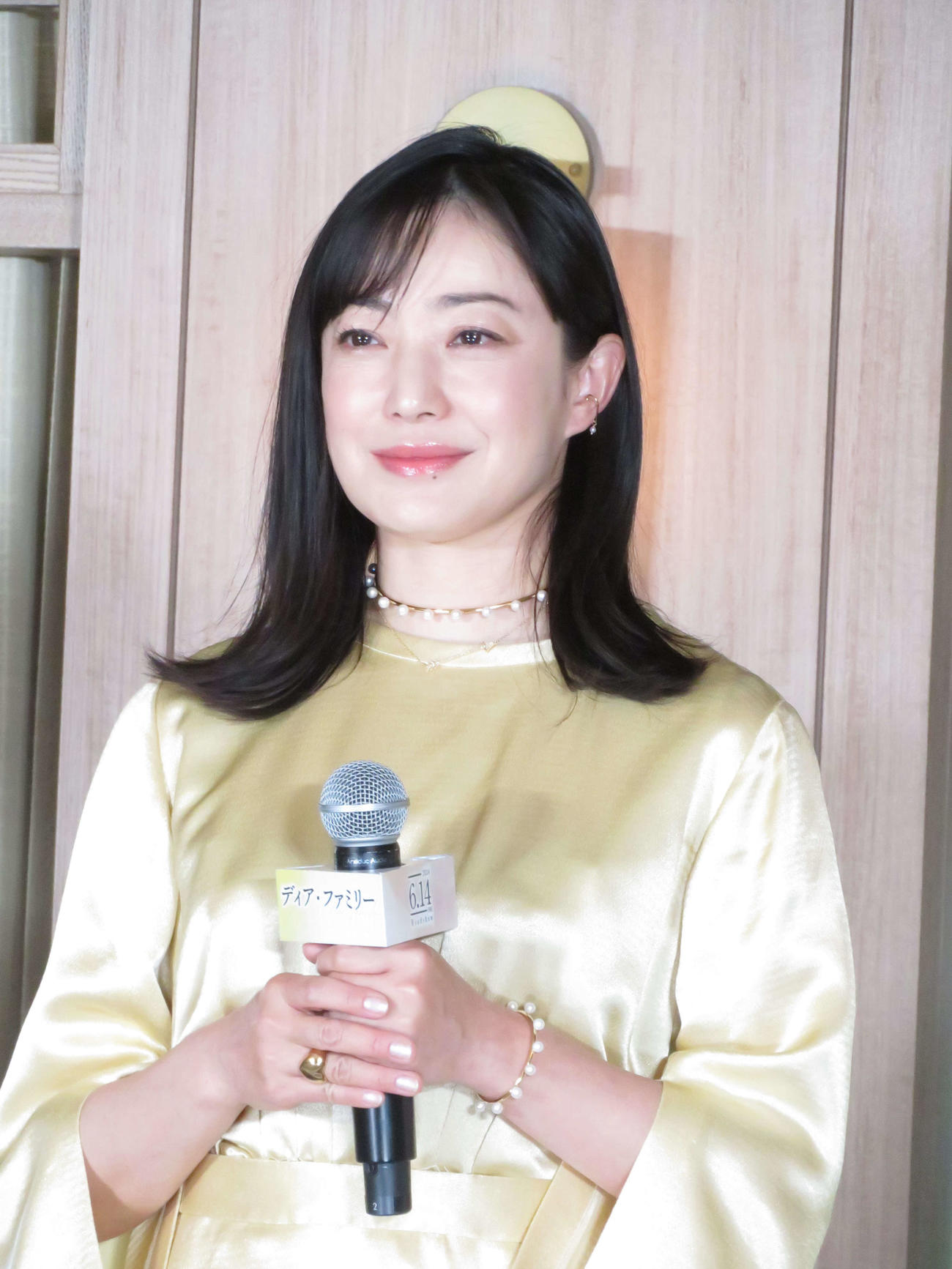 映画「ディア・ファミリー」完成報告会見に出席した菅野美穂