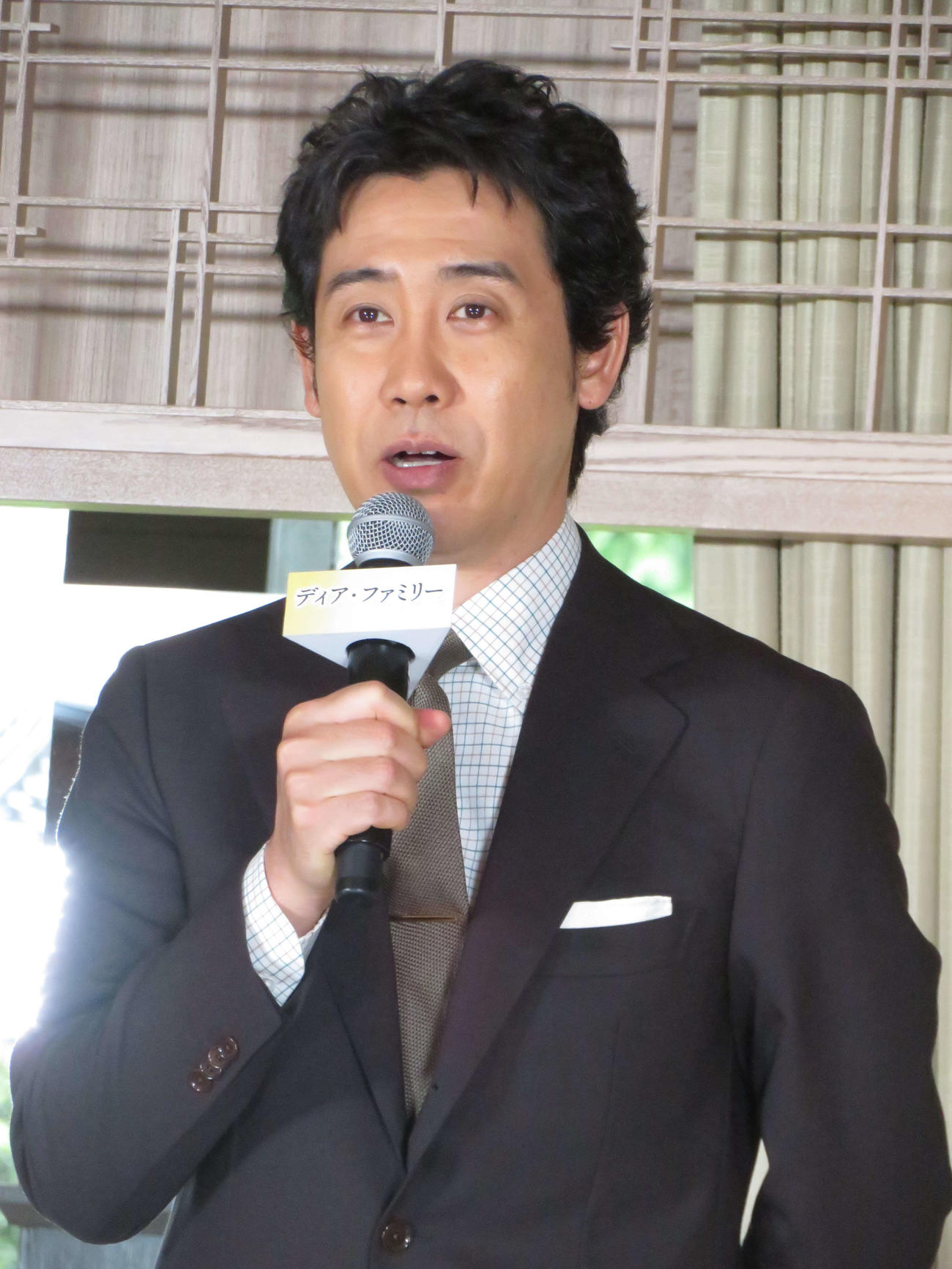 映画「ディア・ファミリー」完成報告会見に出席した大泉洋