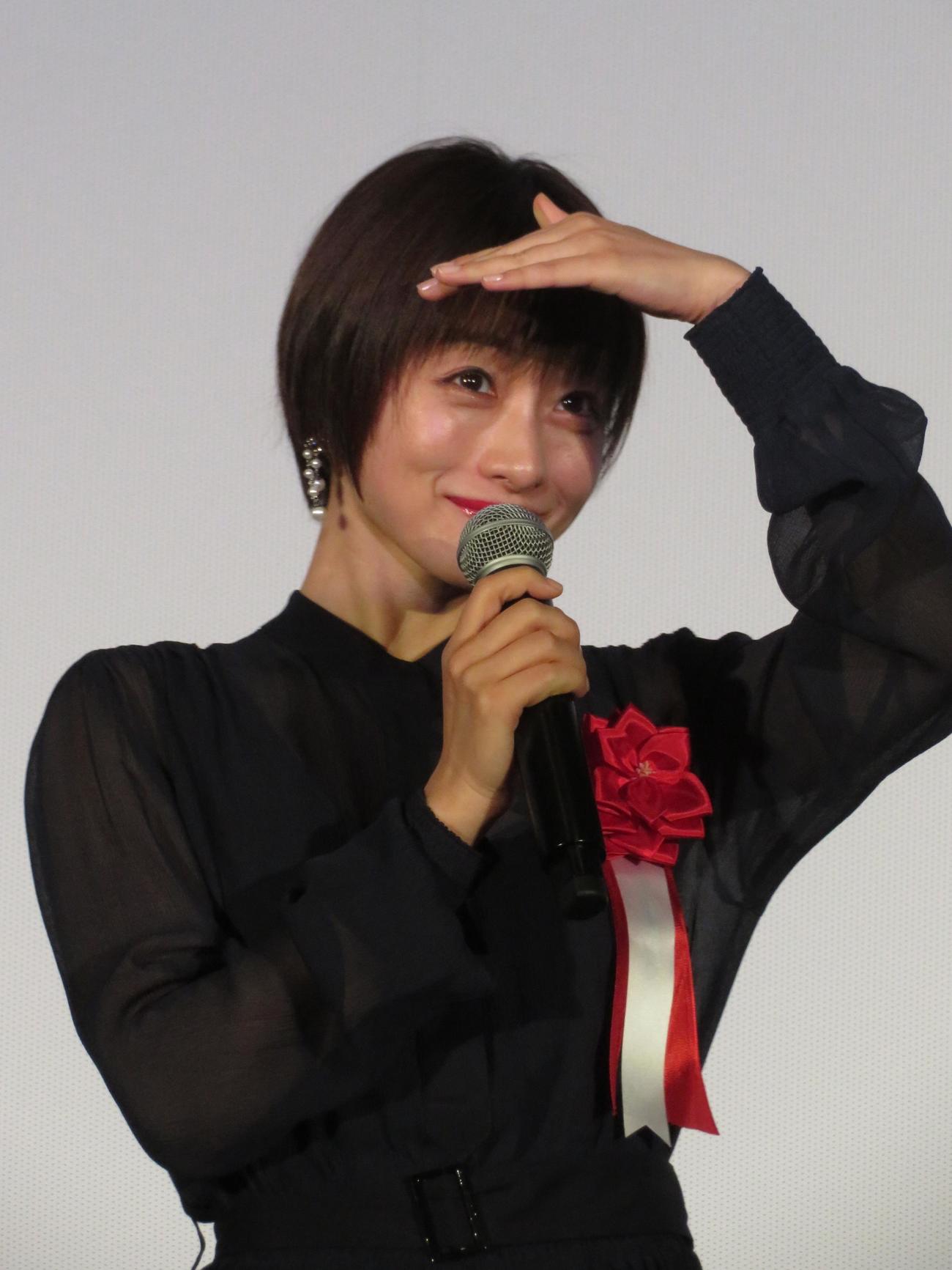 主演映画「ミッシング」の試写会で舞台あいさつを行った石原さとみ