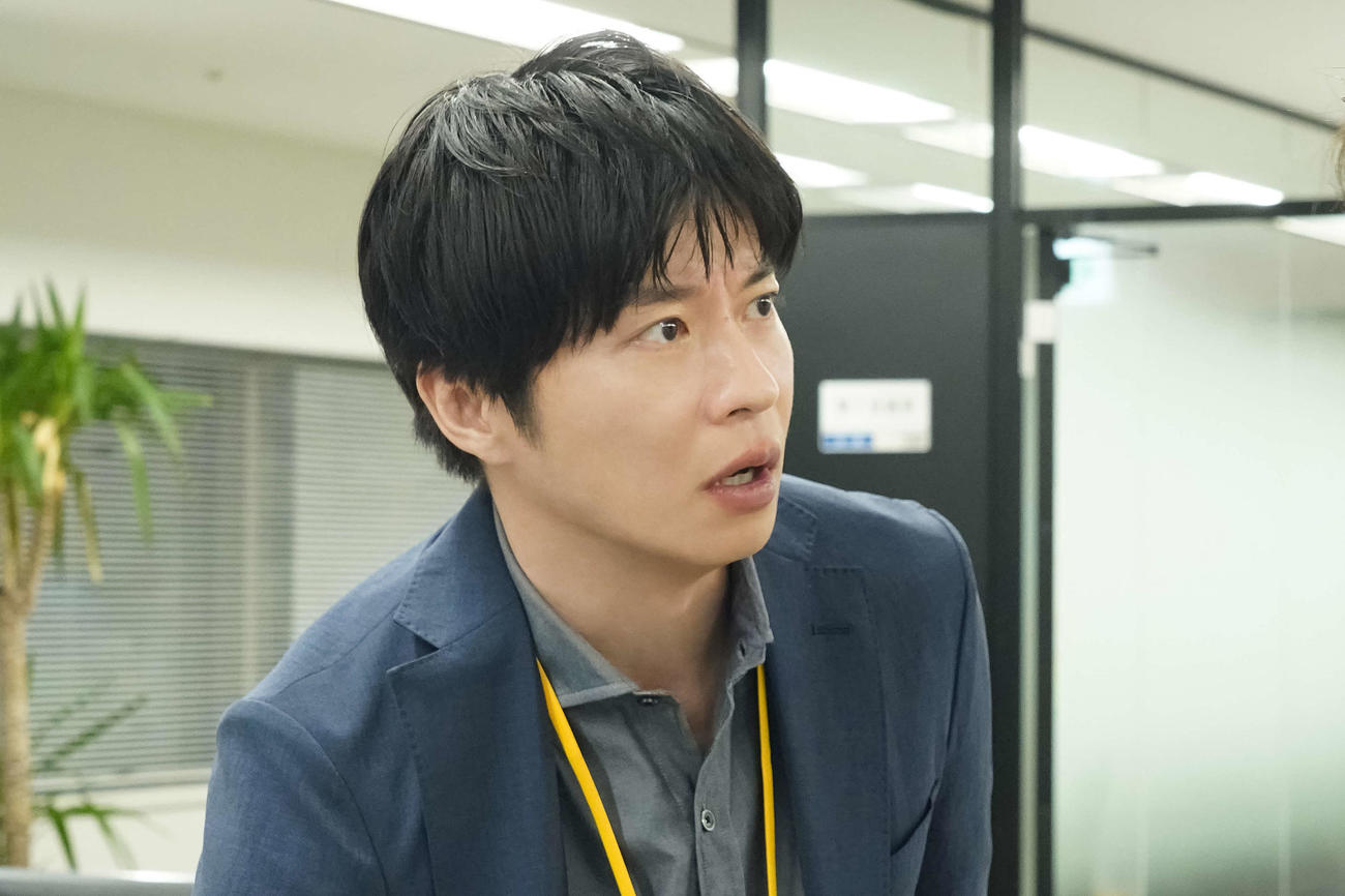 フジテレビ系「ブルーモーメント」にサプライズ登場した田中圭（C）フジテレビ