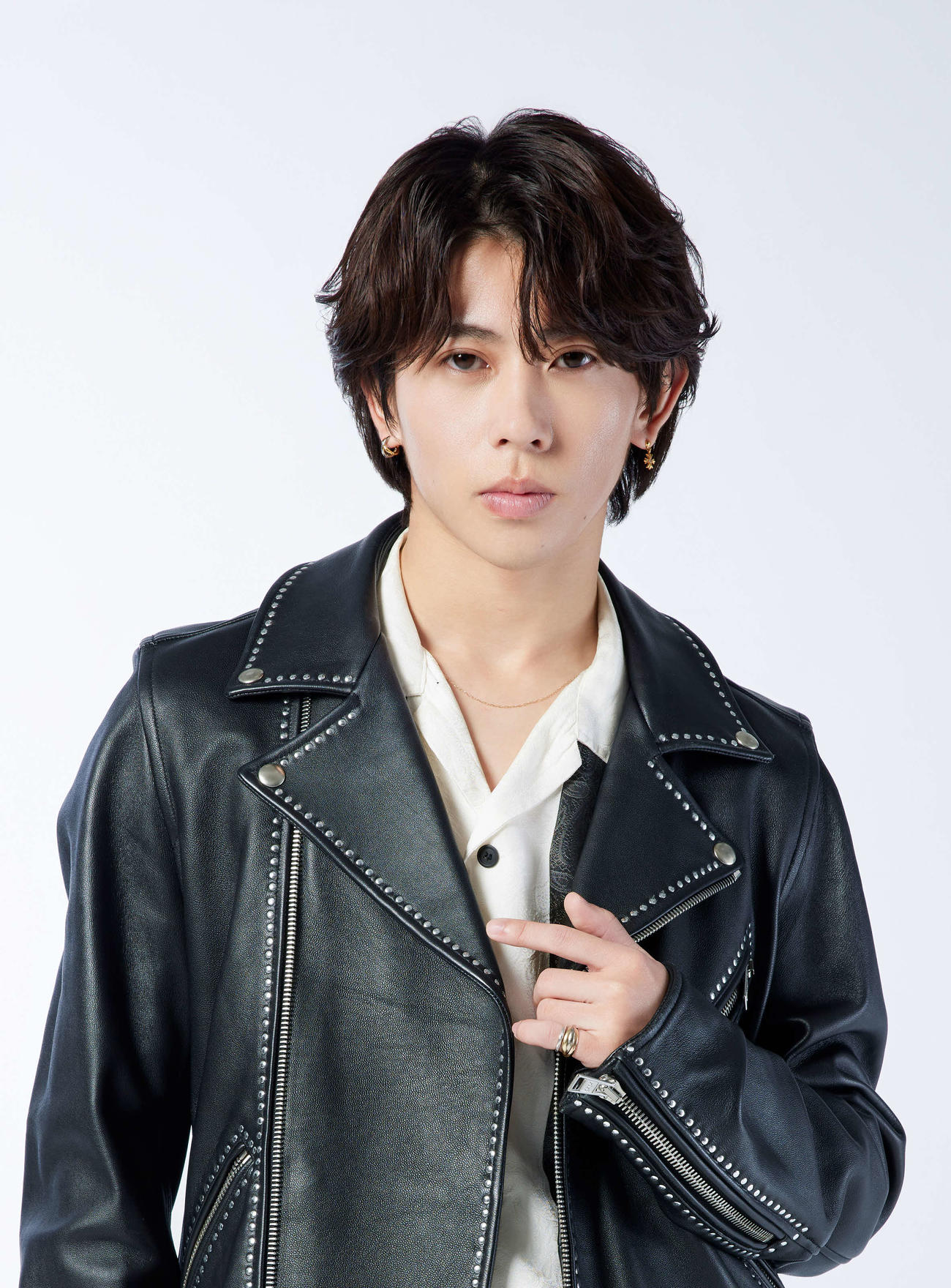 ミュージカル「三銃士」に出演するAぇ！group末澤誠也