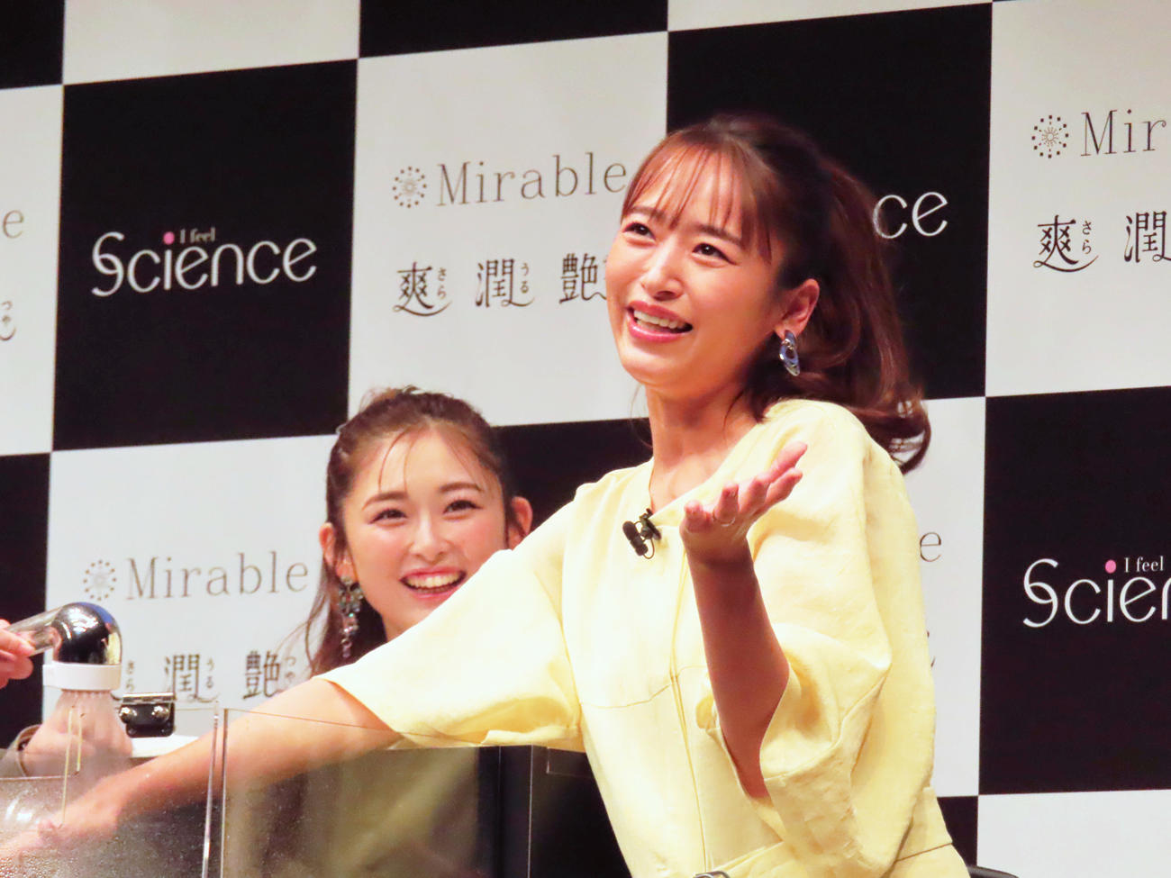「ミラブル　エイジングシリーズ　新商品発表会」に出席した近藤千尋（撮影・野見山拓樹）