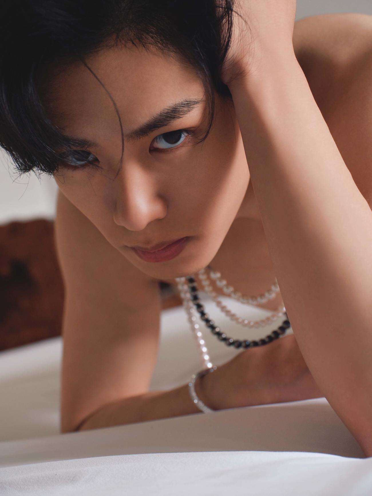 川村壱馬初写真集「Etoile」の収録カット