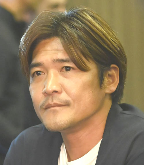 大久保嘉人氏、衝撃の姿で車を運転　「銀座にこんな人いたらある意味犯罪　笑」
