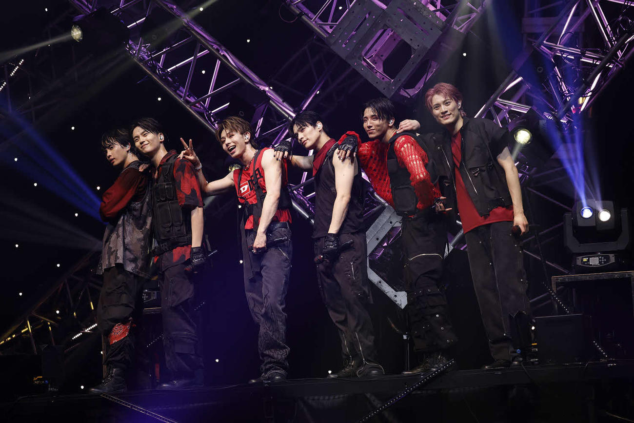 ONE N' ONLYのメンバーたち。左からNAOYA、REI、EIKU、TETTA、HAYATO、KENSHIN