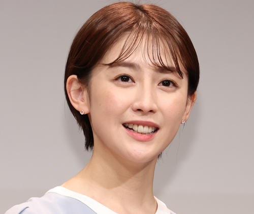 フジ宮司愛海アナ「素敵すぎるのでぜひ見て」絶賛ジャケ写オフショに反響「長澤まさみに見えた」
