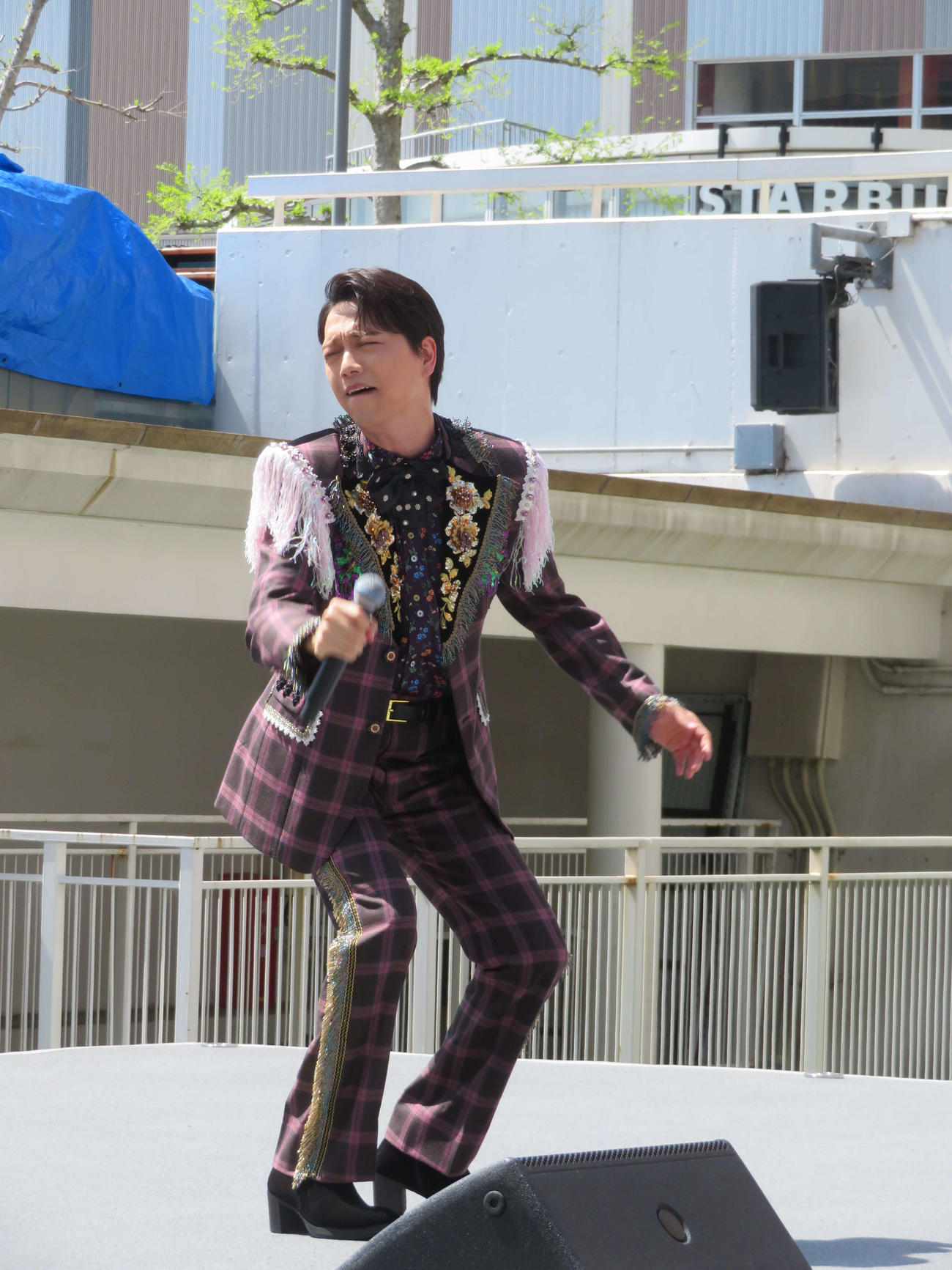 6年ぶりのオリジナルアルバム「The Handsome」リリースイベントを開いた山崎育三郎（撮影・村上幸将）