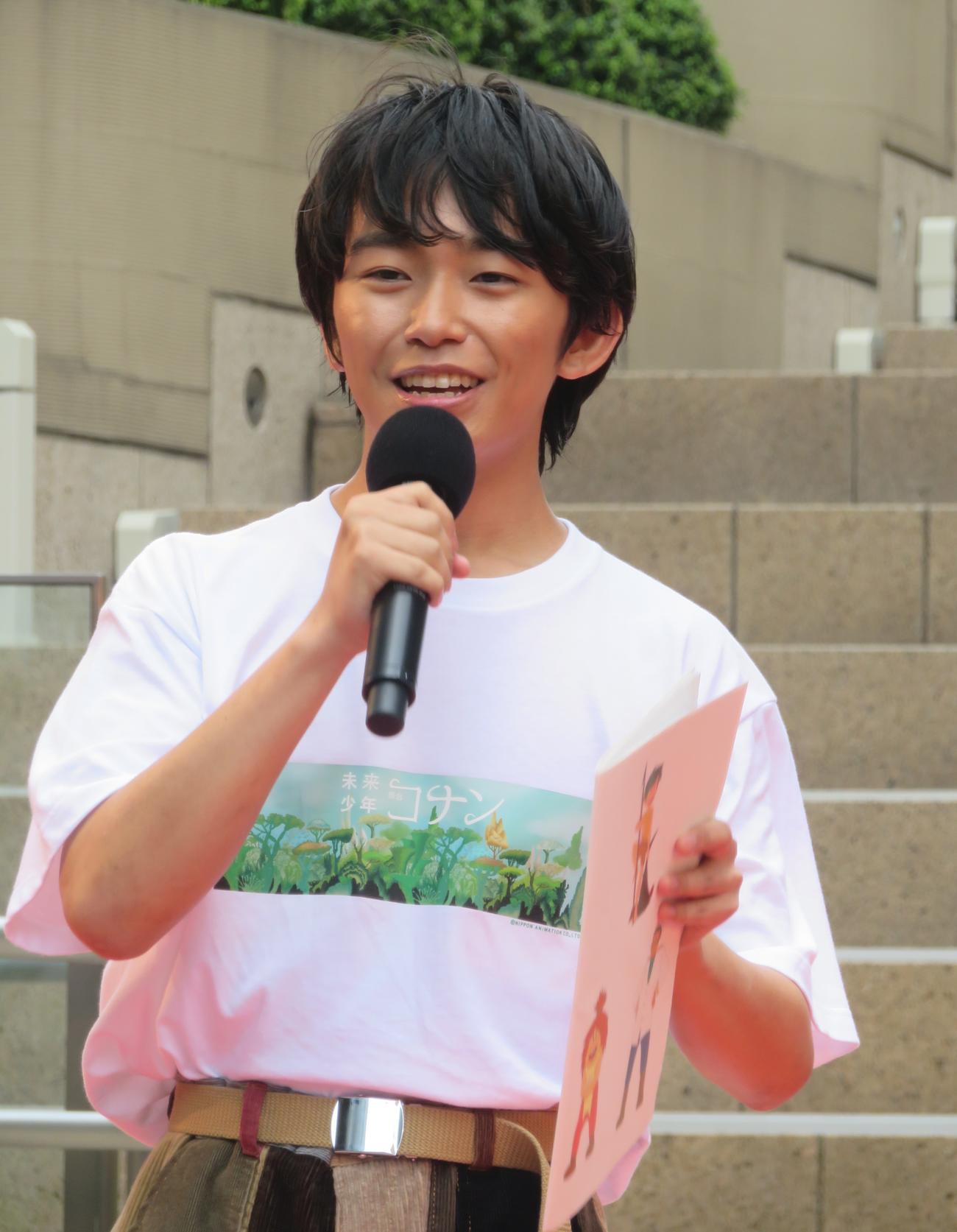 舞台「未来少年コナン」で主演する加藤清史郎。トークショーではMCも務めた