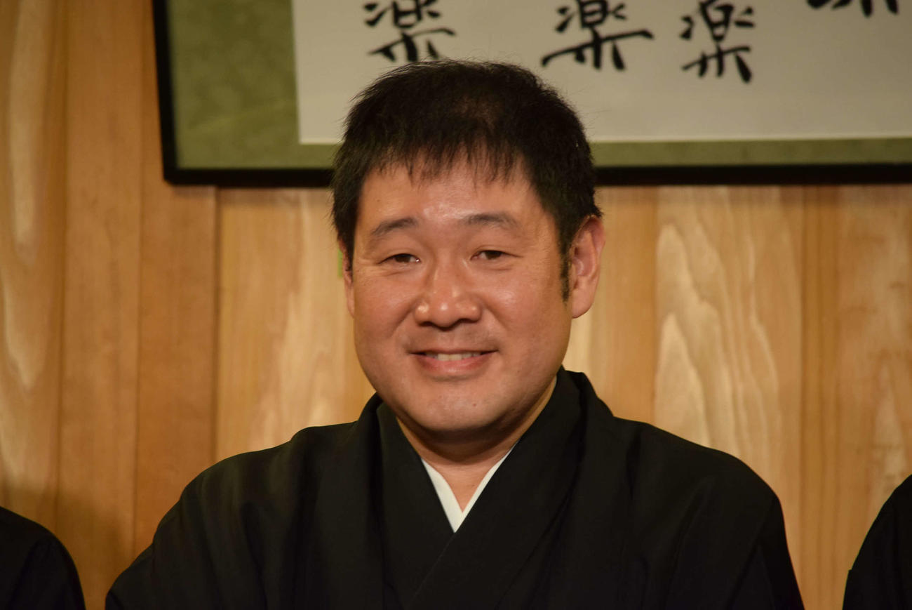 襲名会見に出席した桂ひろば（撮影・阪口孝志）