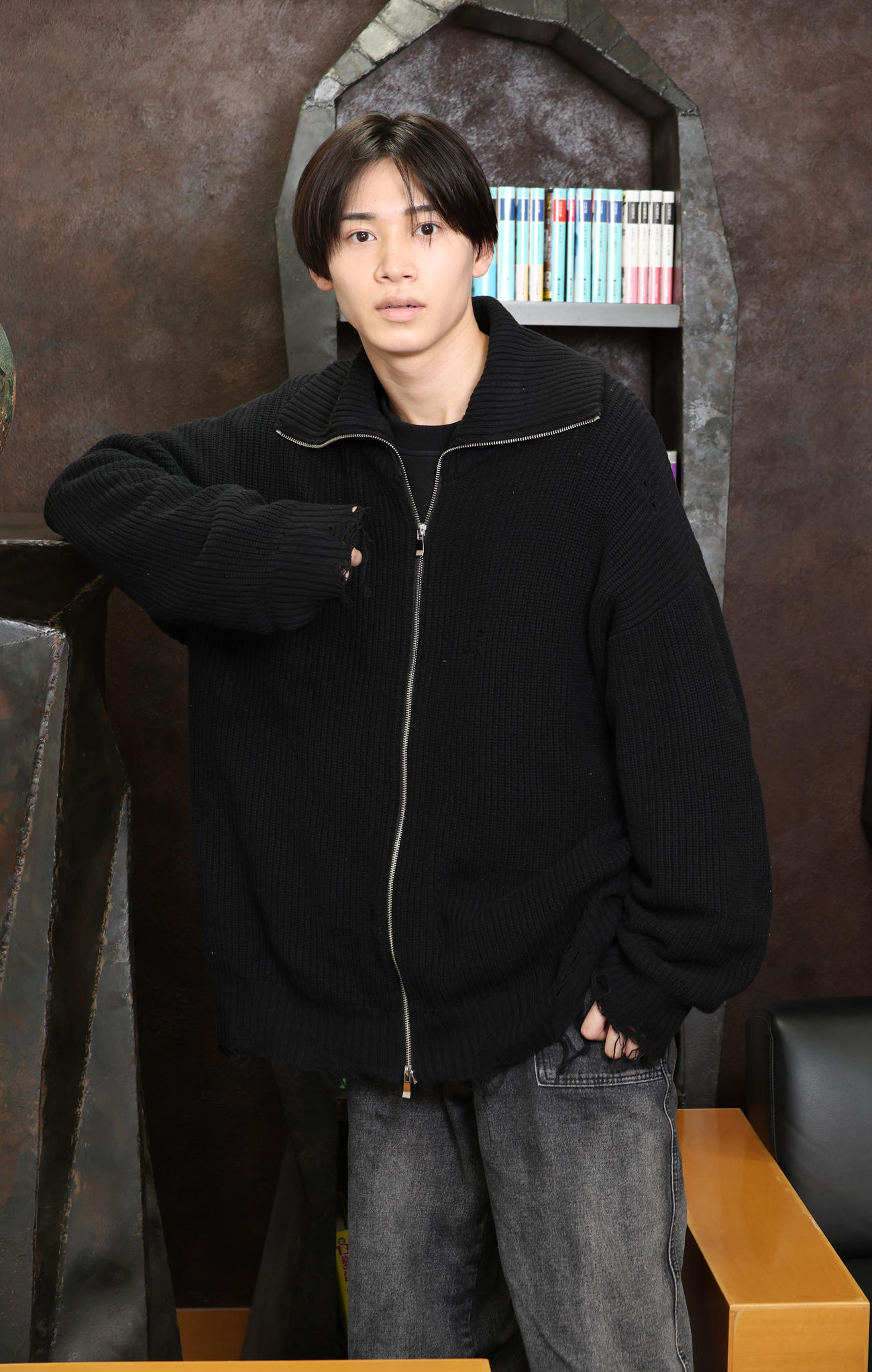 主演ドラマと歌唱について思いを語る佐藤瑠雅（撮影・中島郁夫）
