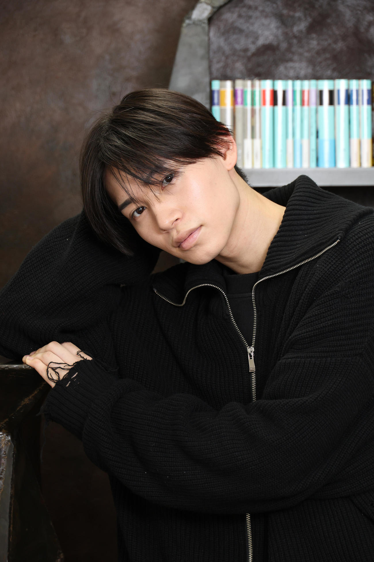 主演ドラマと歌唱について思いを語る佐藤瑠雅（撮影・中島郁夫）