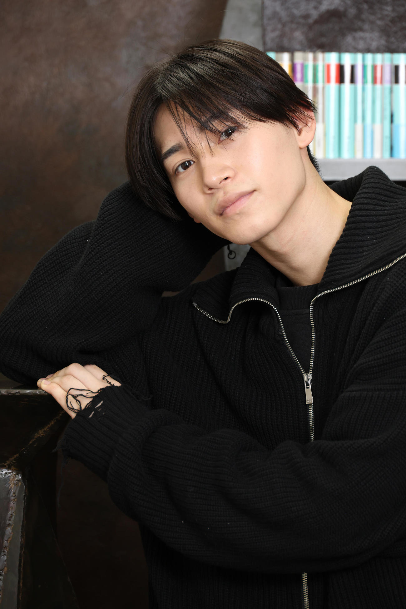 主演ドラマと歌唱について思いを語る佐藤瑠雅（撮影・中島郁夫）