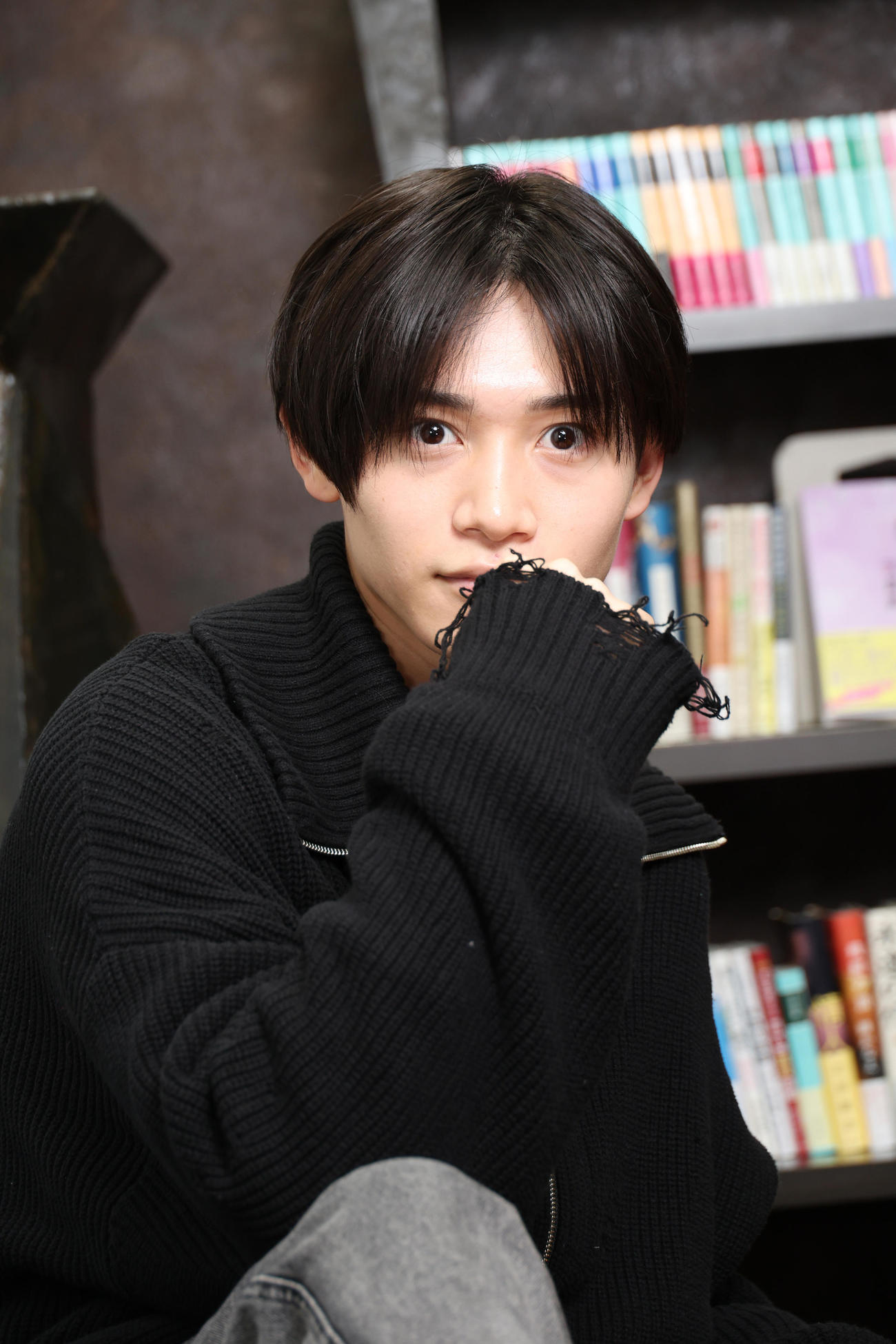 主演ドラマと歌唱について思いを語る佐藤瑠雅（撮影・中島郁夫）