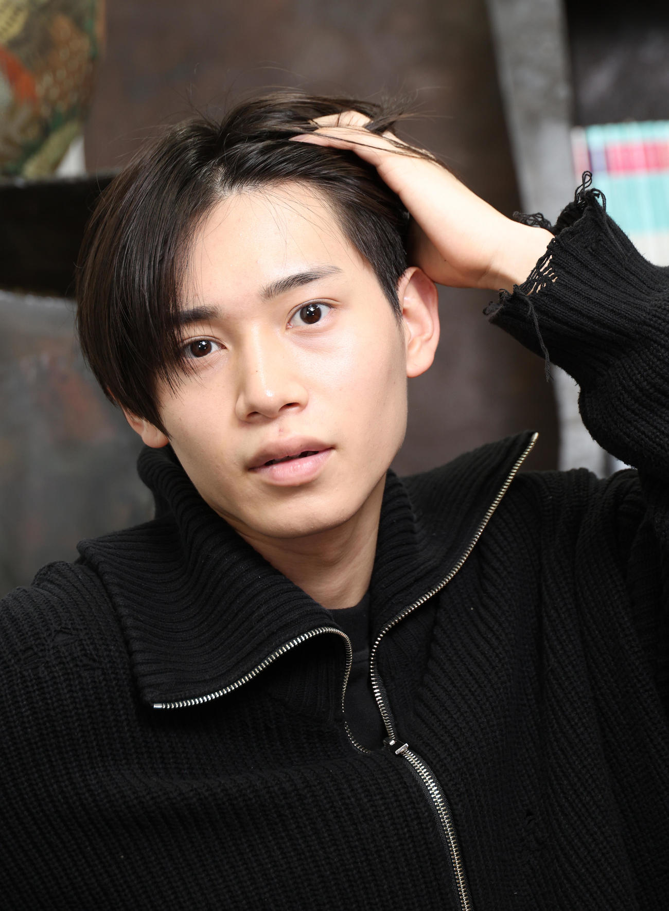 主演ドラマと歌唱について思いを語る佐藤瑠雅（撮影・中島郁夫）