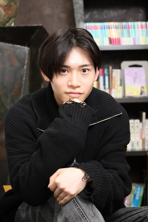 ライダー俳優から“出世街道”佐藤瑠雅がBLドラマ主演＆挿入歌で作詞も初挑戦