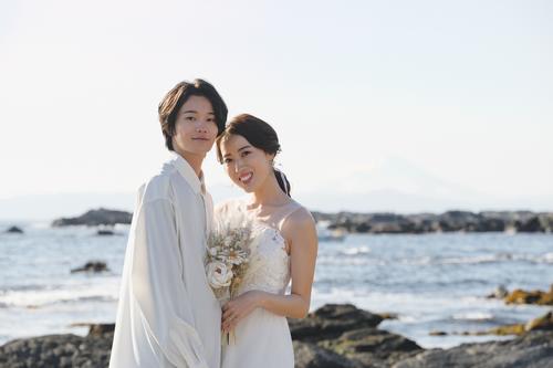 １日結婚＆第１子妊娠発表の岡田万里奈がファンに感謝「幸せな気持ちになります！」