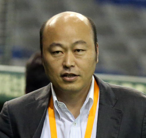 右腕切断手術の佐野慈紀氏「不摂生はしてない」一部憶測に不快感「勝手な発言は腹が立ちます」