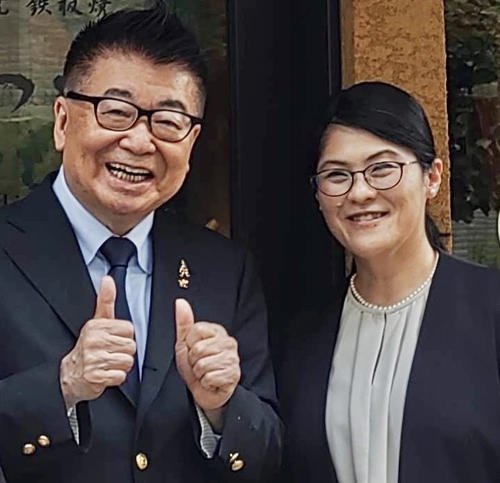 経済評論家岩本さゆみ氏と共著「日本経済本当はどうなってる？」生島ヒロシ「小中学生も分かる」
