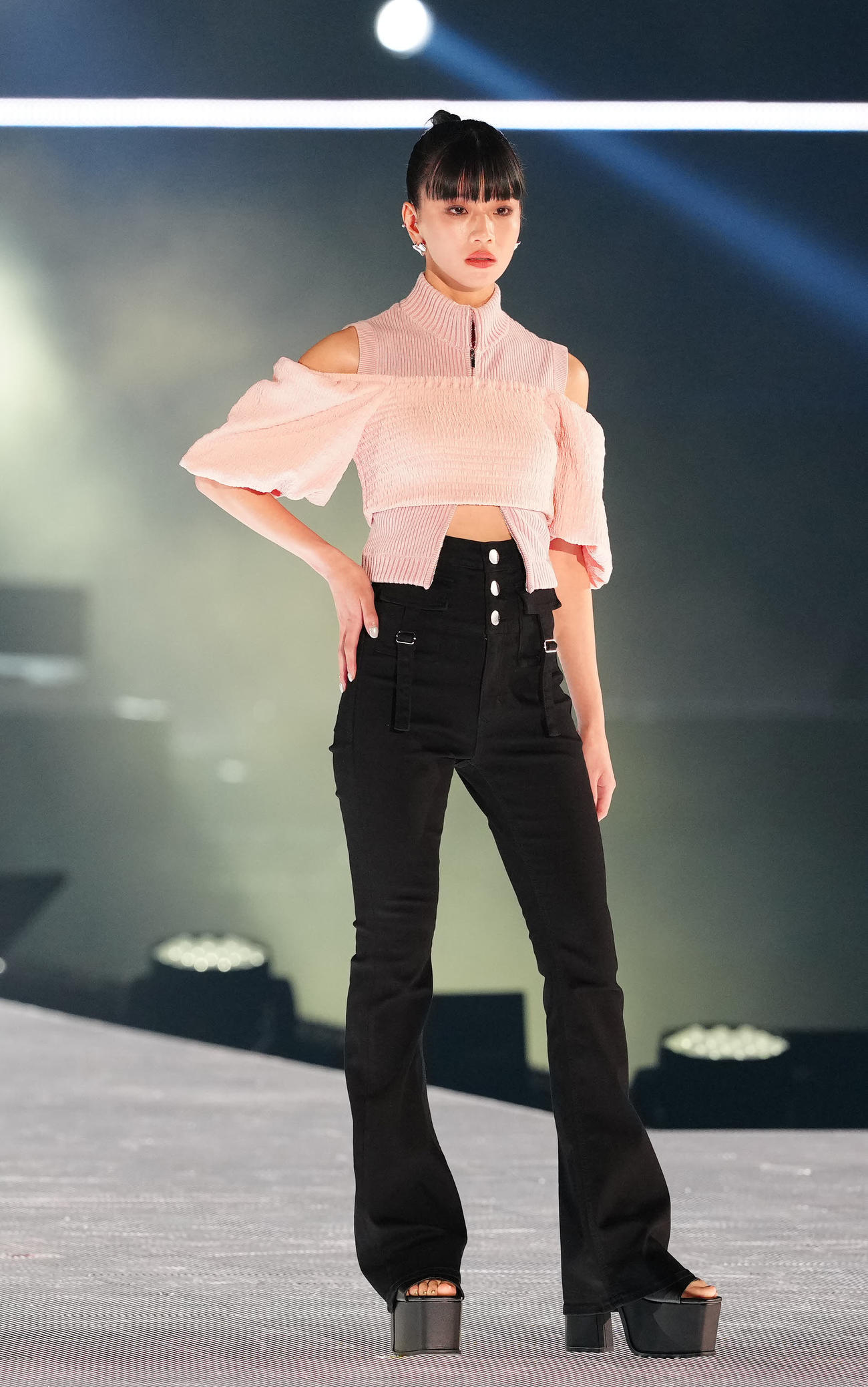 「Rakuten GirlsAward 2024 S／S」に登場するHina（撮影・江口和貴）
