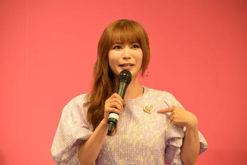中川翔子「値段で年齢がバレてしまう」自身が手がけた特別アートの値段が生年月日にちなみ驚く