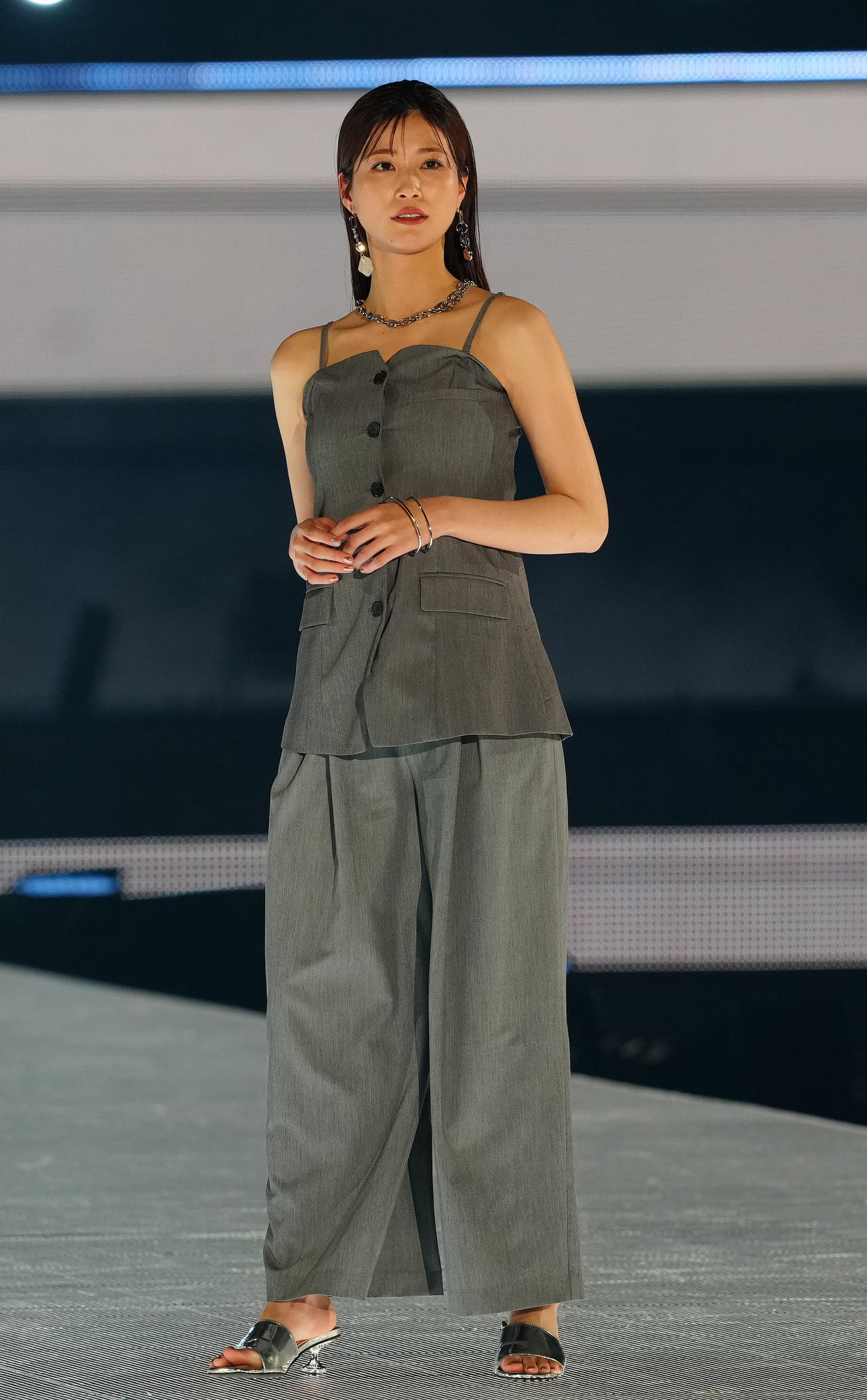 「Rakuten GirlsAward 2024 S／S」に登場する生見愛瑠（撮影・江口和貴）