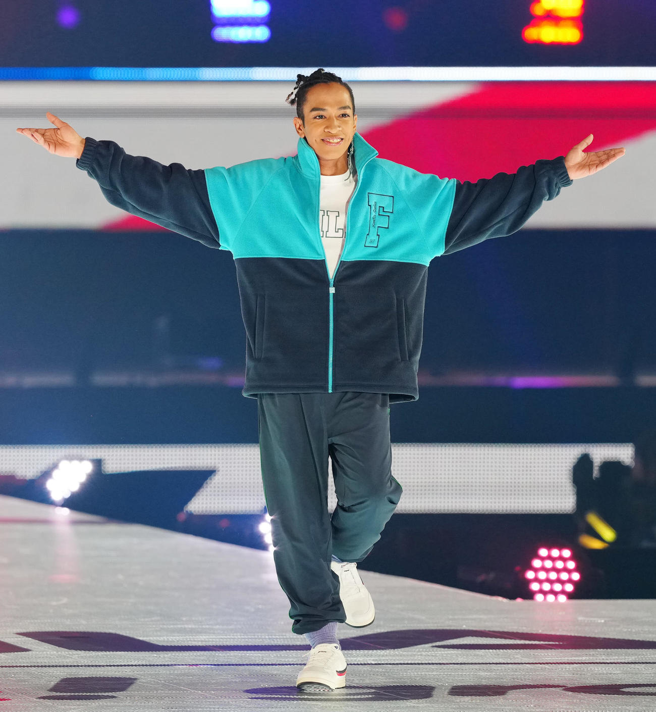 「Rakuten GirlsAward 2024 S／S」に登場するAぇ！groupの草間リチャード敬太（撮影・江口和貴）
