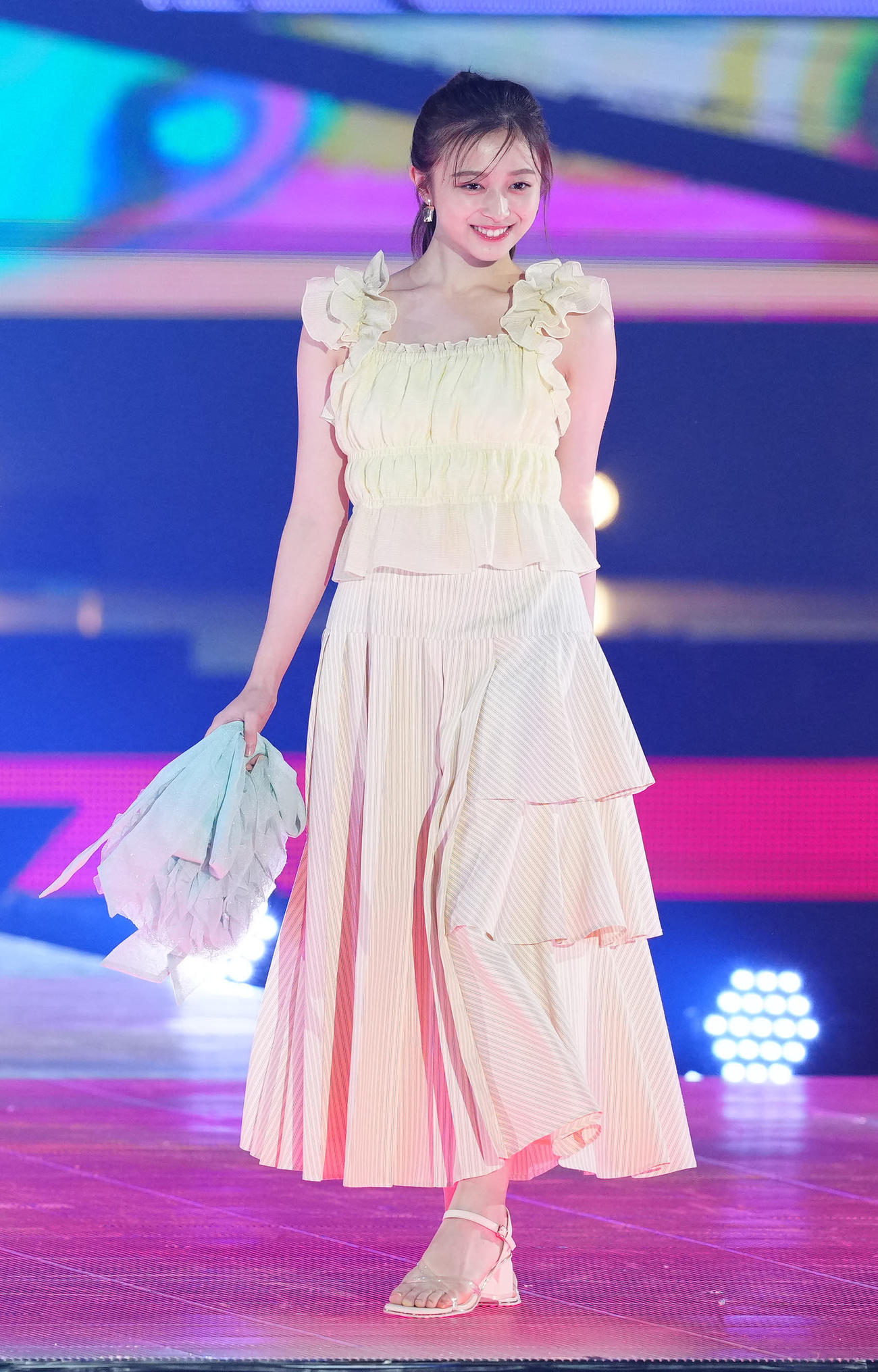 「Rakuten GirlsAward 2024 S／S」に登場する乃木坂46の井上和（撮影・江口和貴）