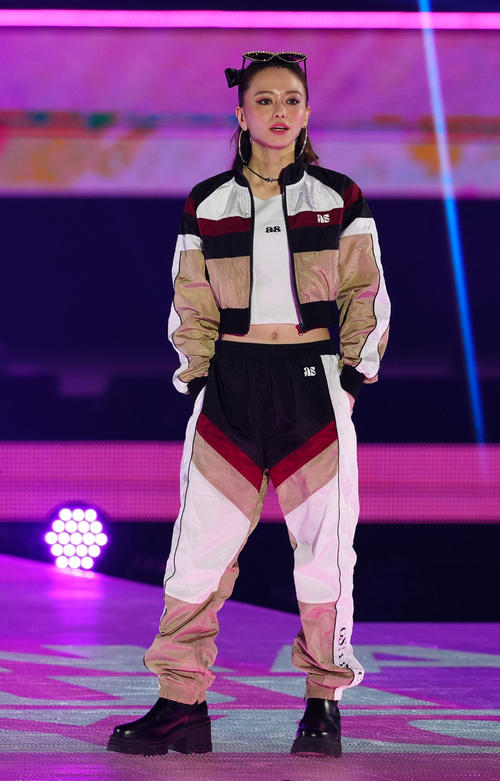 「Rakuten GirlsAward 2024 S/S」に登場する山本舞香(撮影・江口和貴)