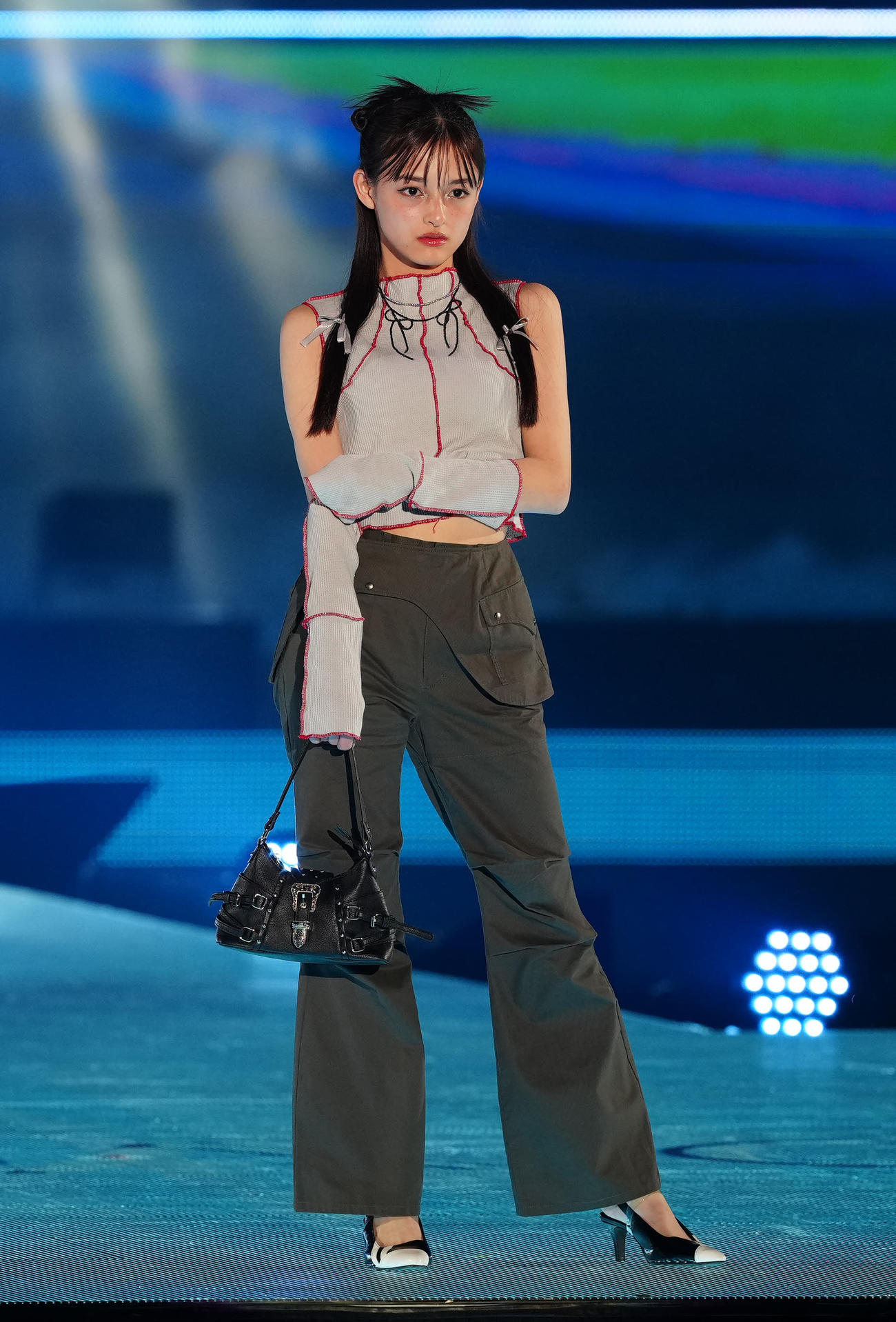 「Rakuten GirlsAward 2024 S／S」に登場する大峰ユリホ（撮影・江口和貴）