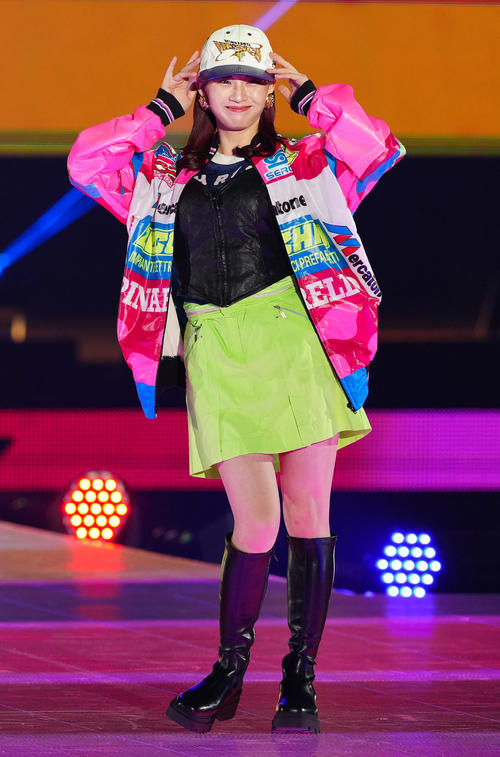 「Rakuten GirlsAward 2024 S／S」に登場するiScreamのRUI（撮影・江口和貴）