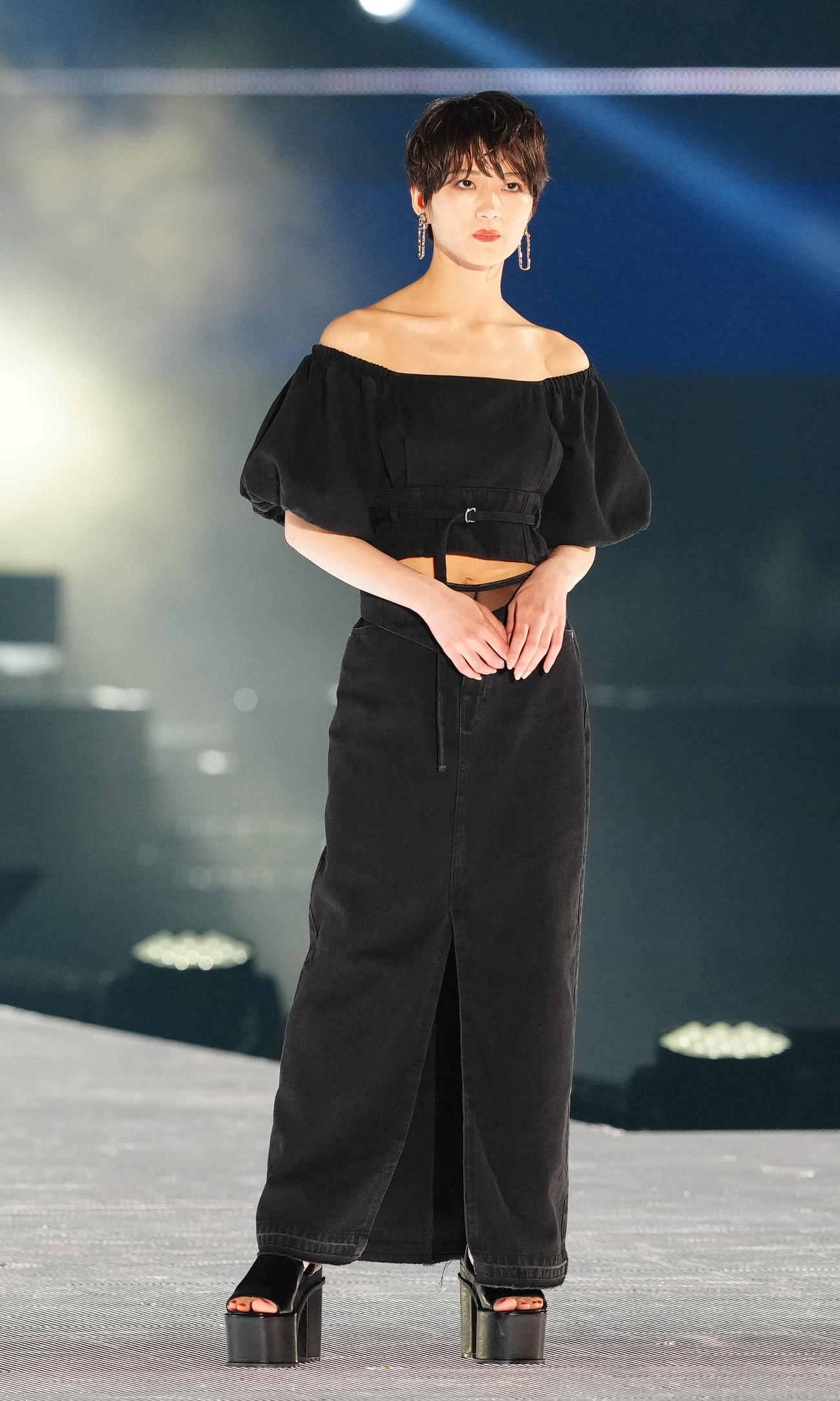 「Rakuten GirlsAward 2024 S／S」に登場する若月佑美（撮影・江口和貴）