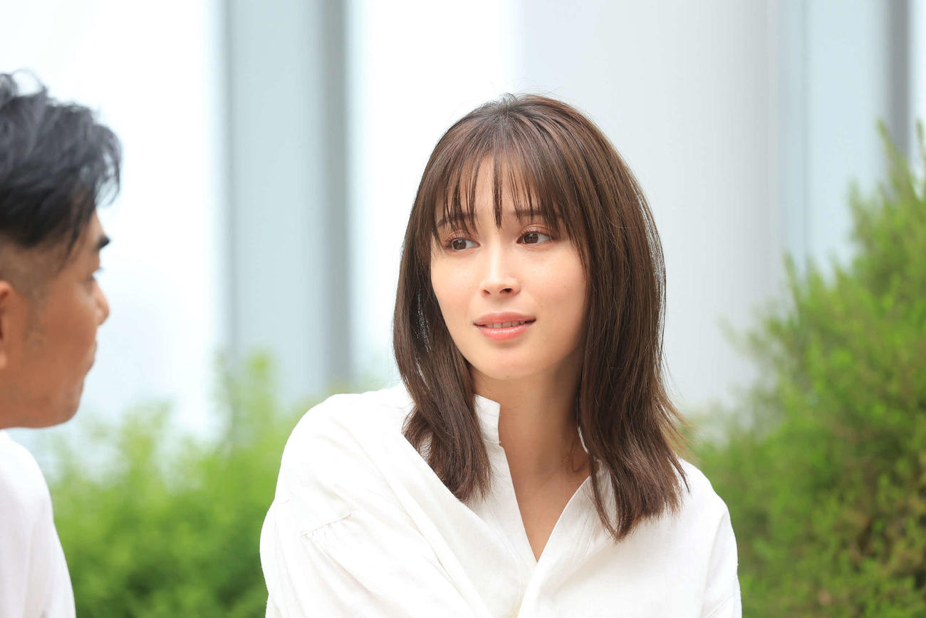 フジテレビ系「366日」で主演を務める広瀬アリス（C）フジテレビ
