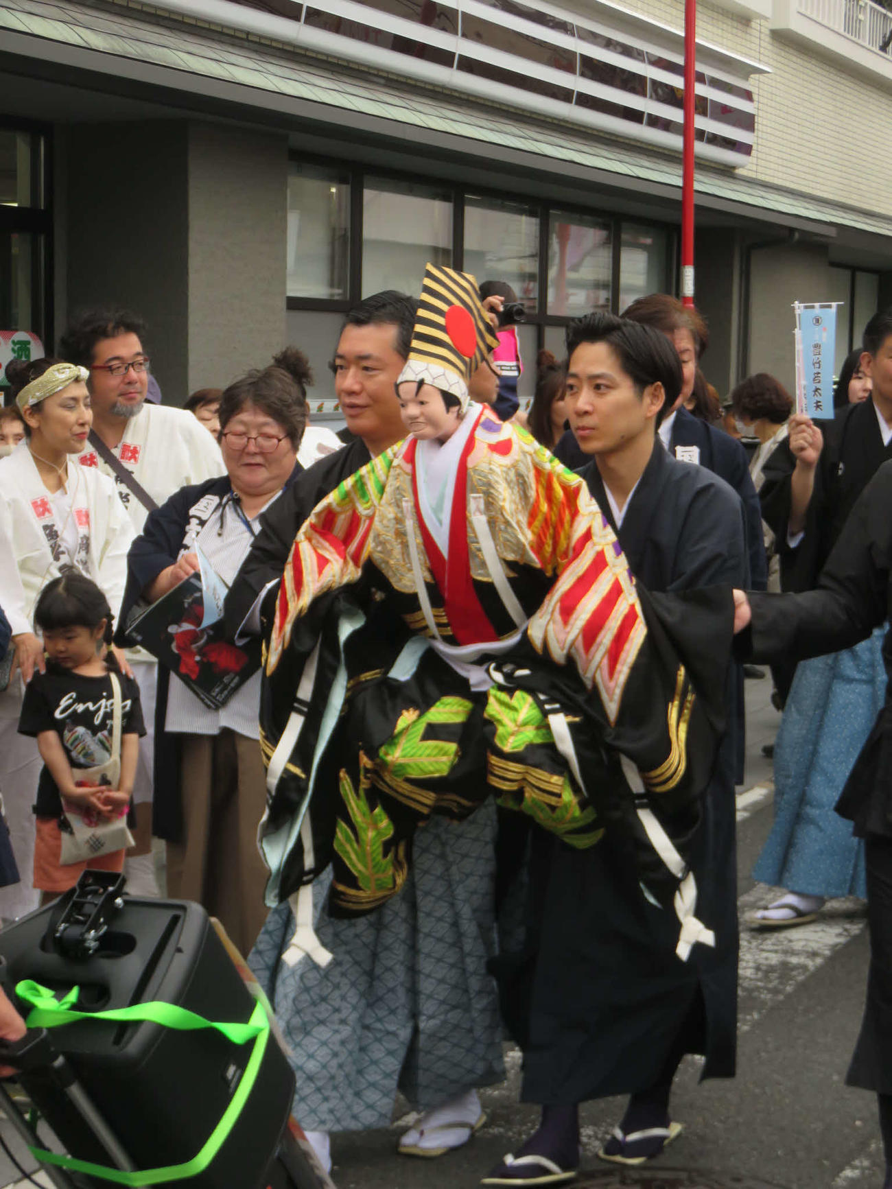 文楽の人形もお練りに参加した