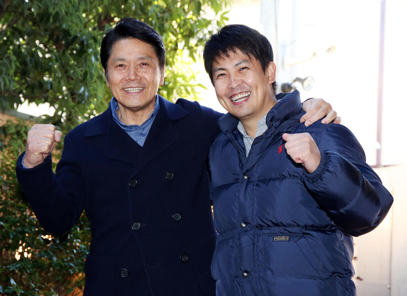 峰竜太（左）と下嶋兄（2020年撮影）