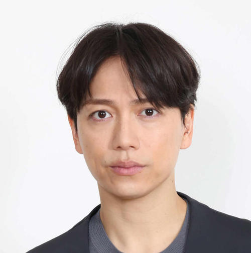 山崎育三郎、結婚時期めぐる井上芳雄の”ひと言”にあきれ「７歳上で『先にいけ』ですよ？」