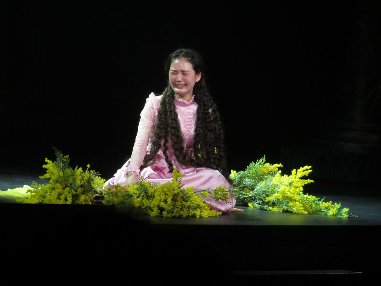 「彩の国シェイクスピア・シリーズ」2nd Vol．1「ハムレット」ゲネプロでオフィーリアを演じる北香那（撮影・村上幸将）