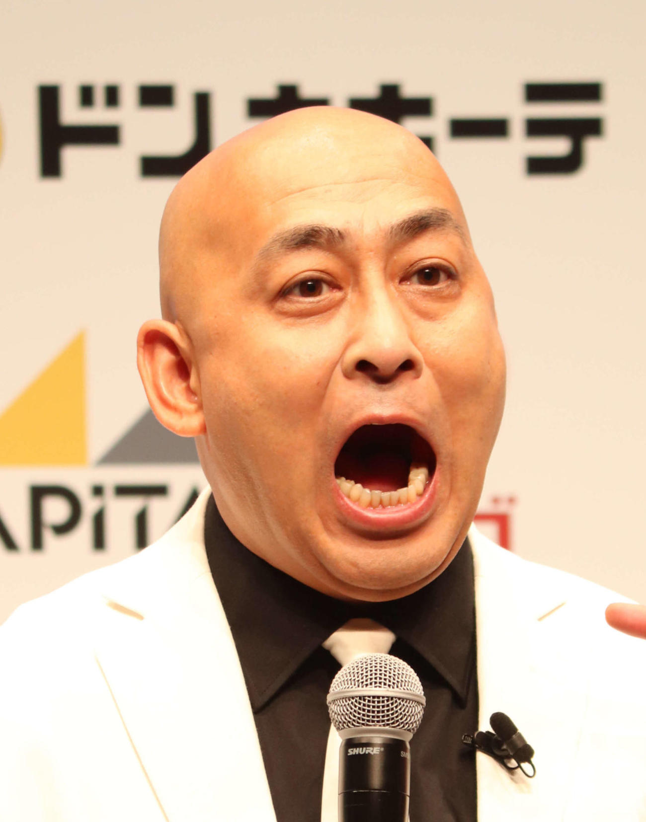 錦鯉の長谷川雅紀（2023年11月撮影）
