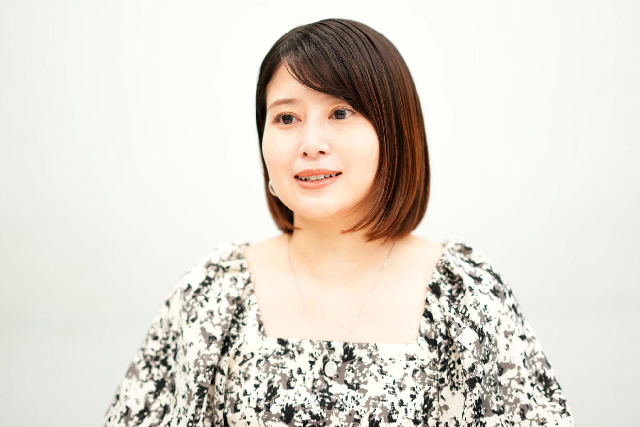 取材に応じる佐津川愛美（2024年4月撮影）