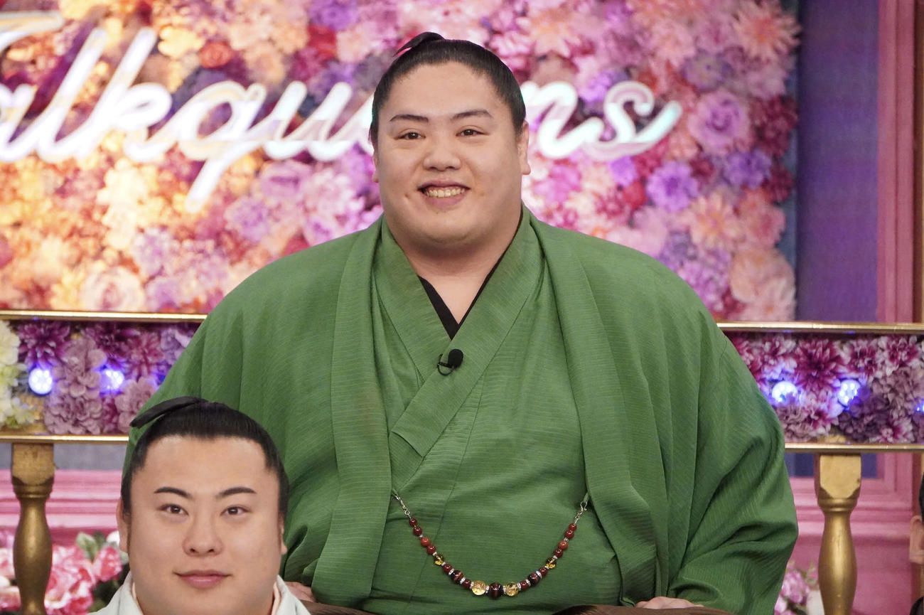 フジテレビ系「トークィーンズ」に出演する一山本（C）フジテレビ
