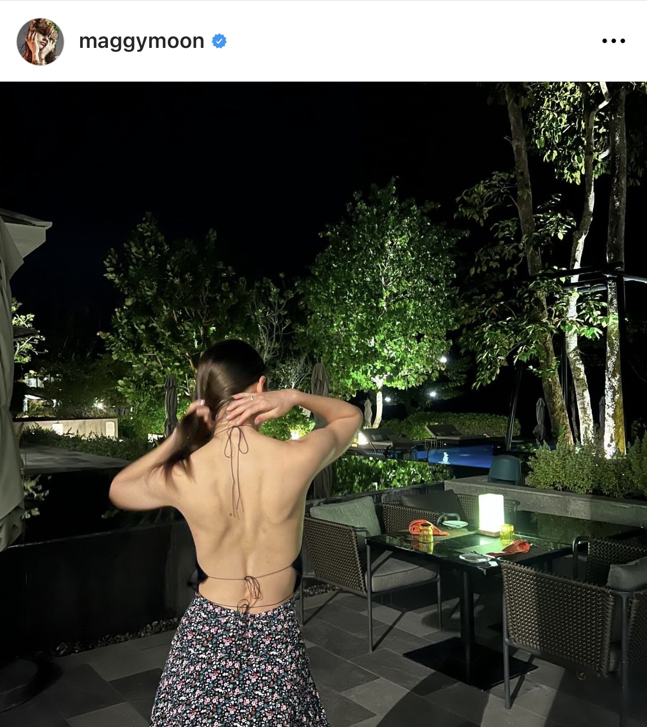 （マギーのインスタグラムから）