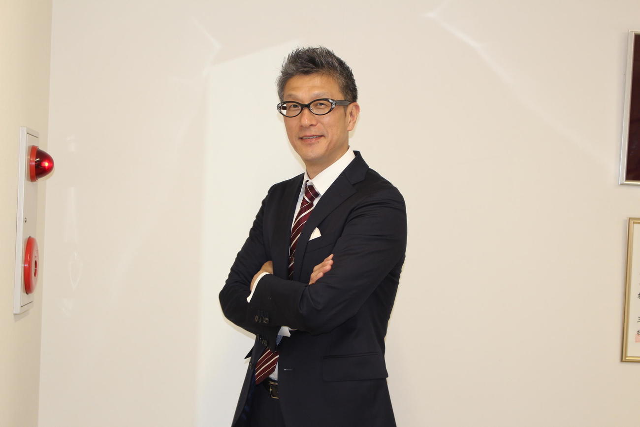 「繁昌亭は聖なる地」と話す笑福亭銀瓶