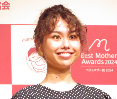 peco、ベストマザー賞に涙「ママにしてくれた息子とryuchellに感謝」声震わせ感謝