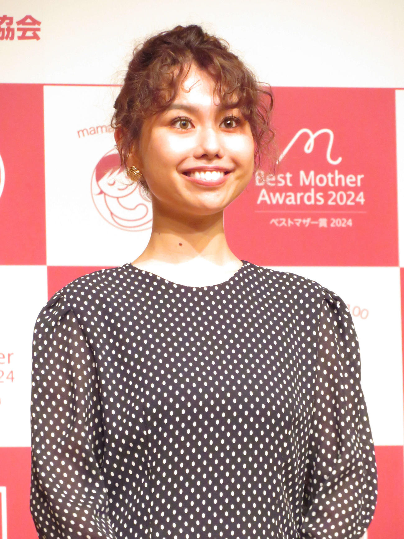 「第16回ベストマザー賞　2024」式典に出席したpeco