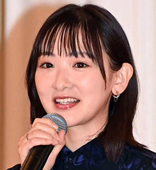 生駒里奈「推し活してきました笑　本人と笑」平川結月の写真集発売イベントに訪れたオフショ公開