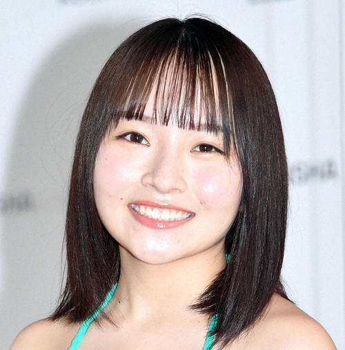 23歳グラドル大嶋みく「トップレス体育座り」！衝撃カットで初写真集告知に「たまらん」の声