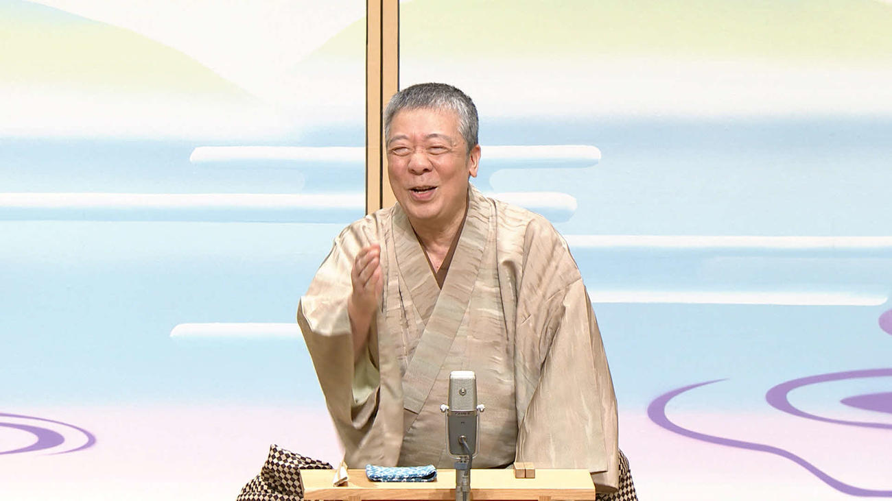 「竹の水仙」を披露する笑福亭鶴光（C）MBS