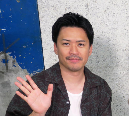 元ホストのピスタチオ伊地知、失恋した“交際歴０”芸人励ましカフェ＆焼肉へ「次に進もうよ」